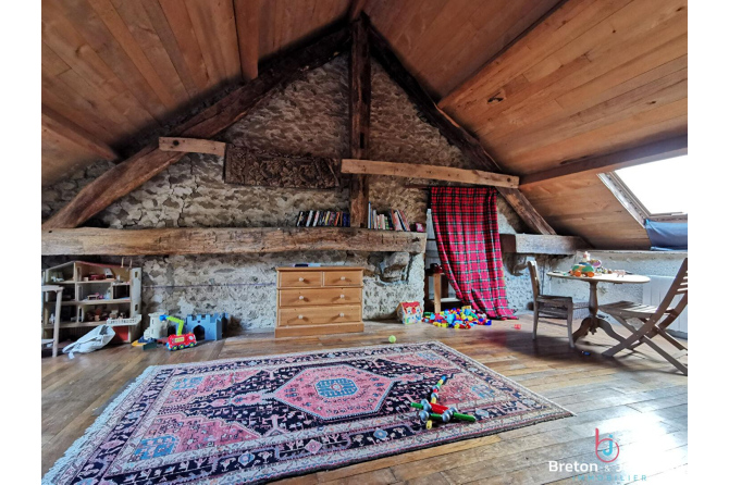 Ancien prieuré avec maison annexe secteur Bais