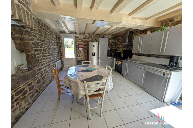 Maison à Saint Denis de Gastines