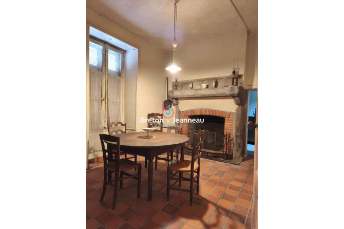 Maison de maître Hardanges 8 pièce(s) 135 m2