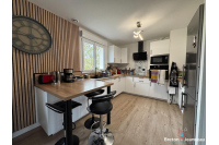 Maison à Quelaines Saint Gault