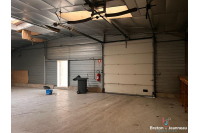 Ensemble entrepôt et  bureaux