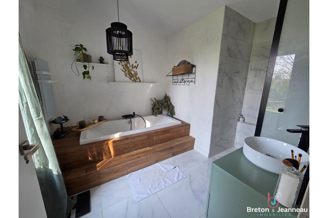 Maison à Assé le Bérenger