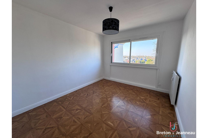 Appartement T2 à Laval