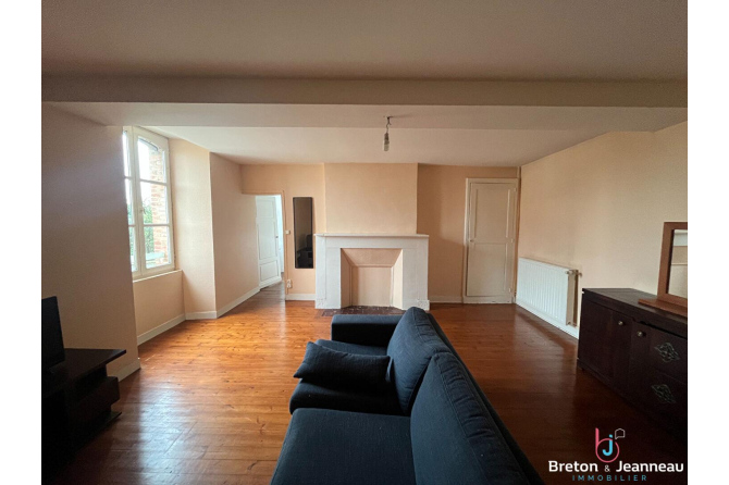 T2 apartment Bel-Air Laval district