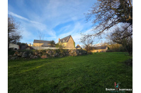 Corps de ferme sur 8 ha 34 à Bandouet-St Jean