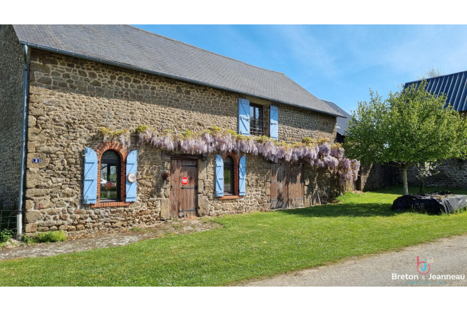 Maison entre Ambrières les Vallées et Lassay les Châteaux