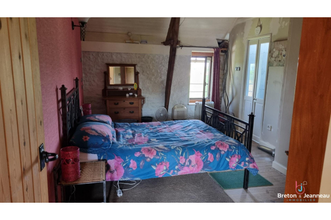 Maison entre Ambrières les Vallées et Lassay les Châteaux