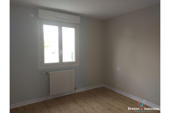 PAVILLON F5 à LASSAY LES CHATEAUX