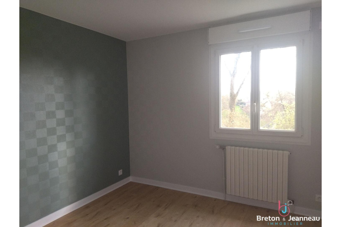 PAVILLON F5 à LASSAY LES CHATEAUX