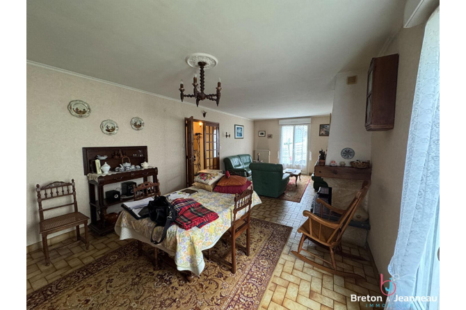 Maison à Laval- Bord de Mayenne- Rive droite