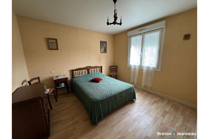 Maison à Laval- Bord de Mayenne- Rive droite