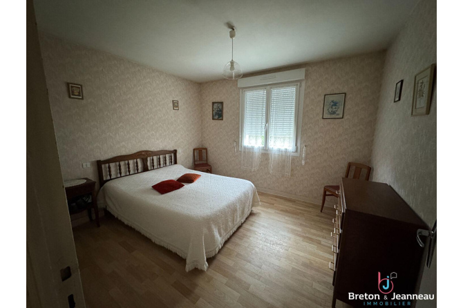 Maison à Laval- Bord de Mayenne- Rive droite