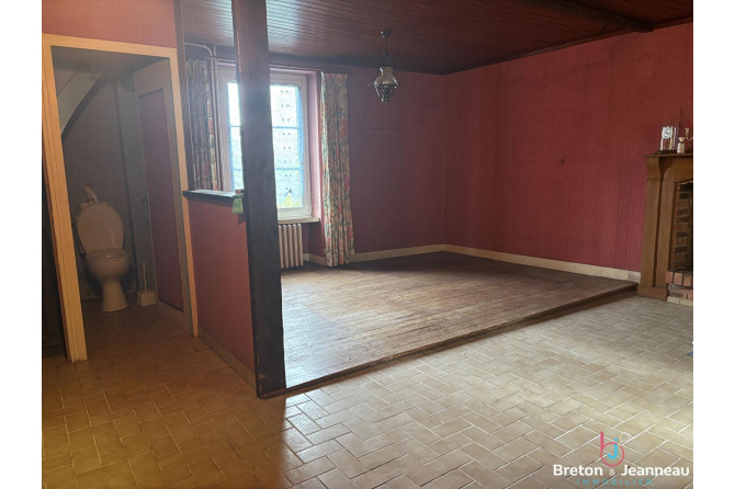 Ensemble immobilier à Ambrières-les-Vallées