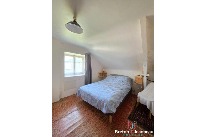 Maison entre Ambrières-les-Vallées et Lassay-les-Châteaux