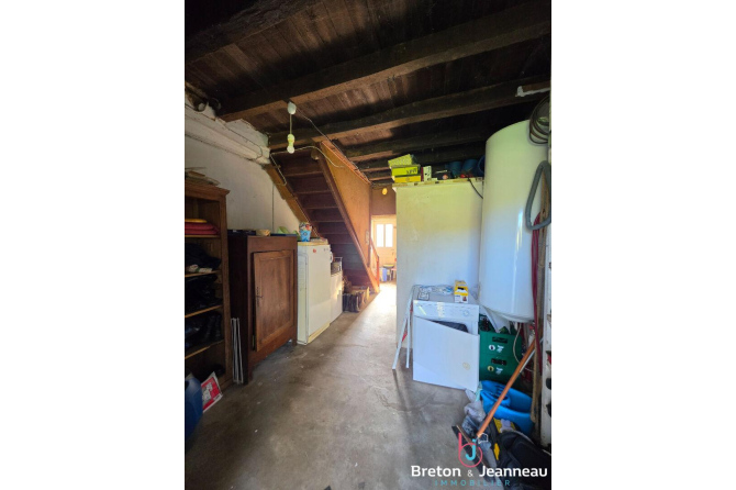 Maison entre Ambrières-les-Vallées et Lassay-les-Châteaux