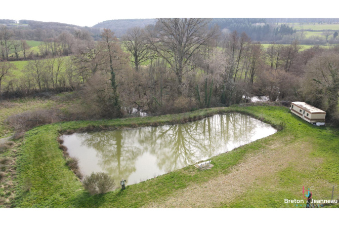 Belle propriété située en campagne de Javron les Chapelles