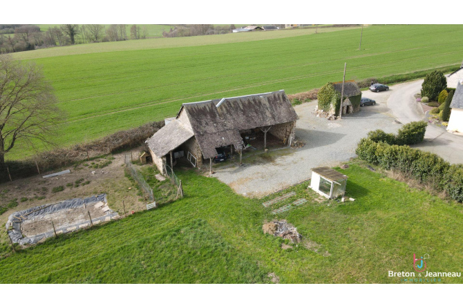 Belle propriété située en campagne de Javron les Chapelles