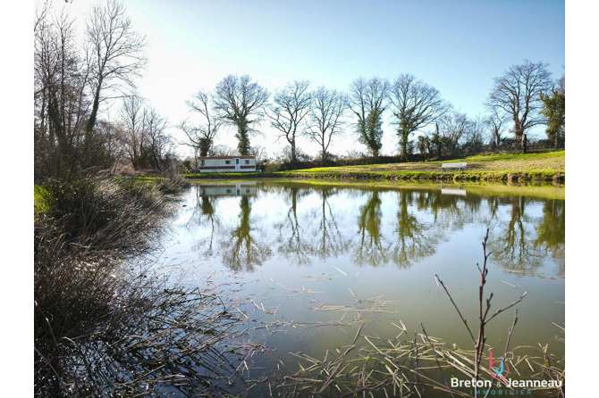 Belle propriété située en campagne de Javron les Chapelles