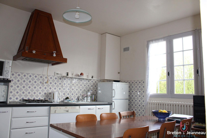 Maison au 1 hectare à La Pellerine