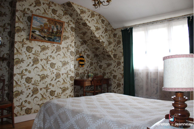 Maison au 1 hectare à La Pellerine