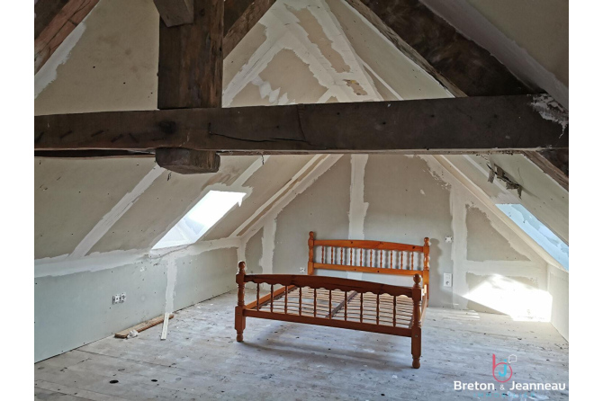 Maison à rénover à Izé