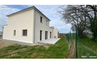 Maison récente à Changé