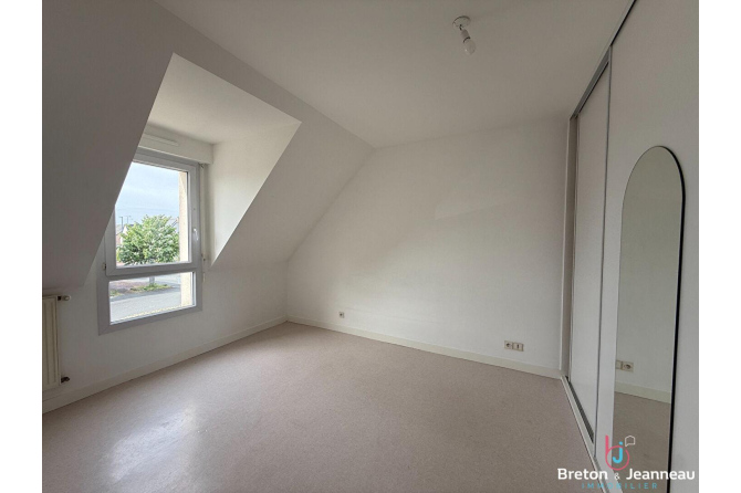 Maison 3 chambres - LOUVERNE