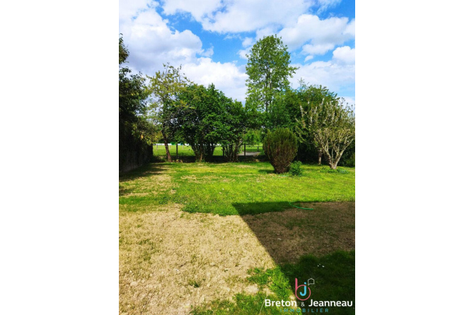 Pavillon à rénover à Martigné sur Mayenne