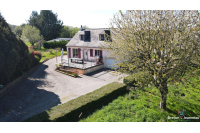 Maison sans voisins avec étang à 8 kms de Mayenne