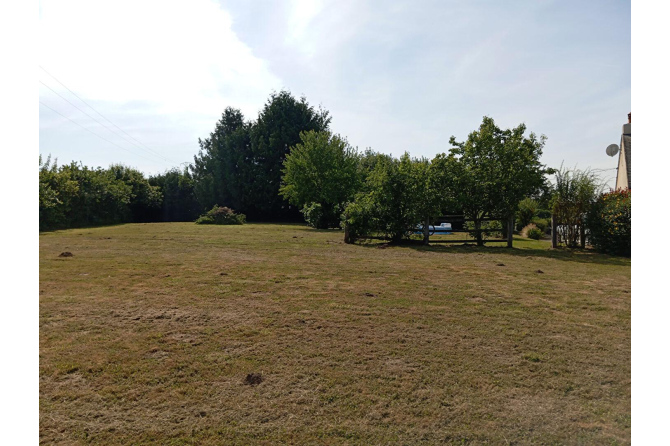 Maison sans voisins avec étang à 8 kms de Mayenne