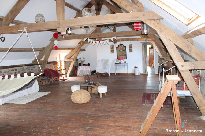 Fermette isolée sur 1ha 32 à Saint Pierre des Landes