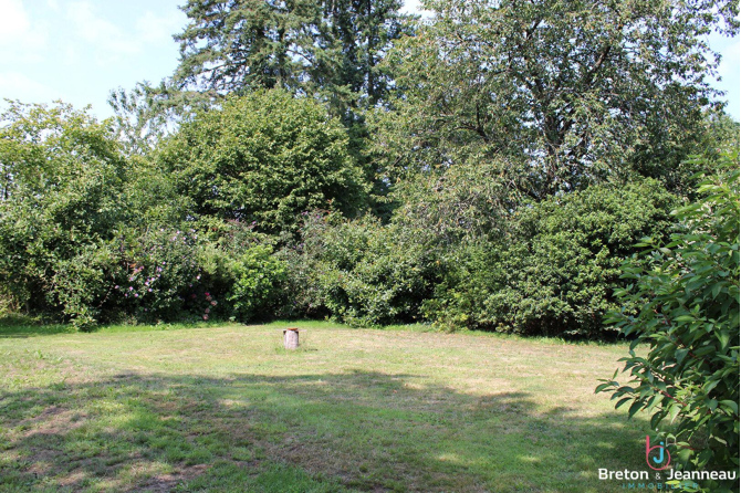 Fermette isolée sur 1ha 32 à Saint Pierre des Landes