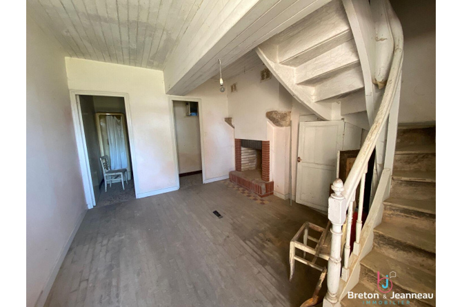 Maison  à rénover à Saint Christophe des Bois