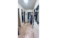 Appartement avec balcons à Laval