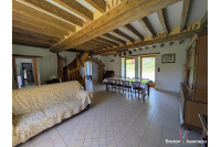 Superbe maison de campagne en pierre en Bais et Evron