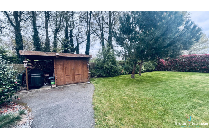 Maison contemporaine à Changé