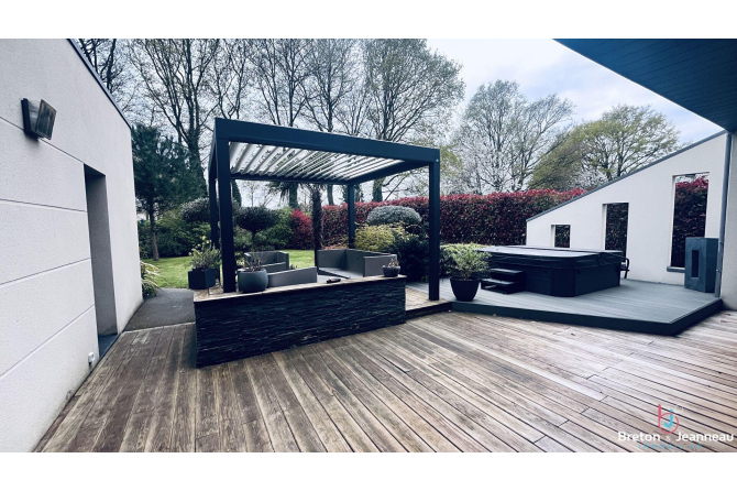 Maison contemporaine à Changé