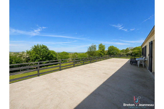 Grande maison secteur Evron