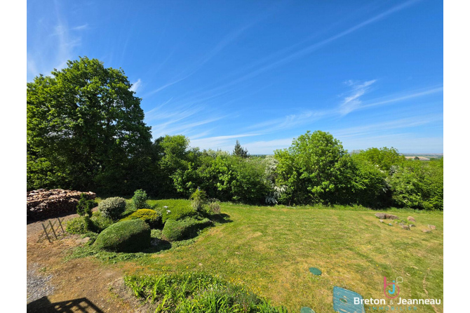 Grande maison secteur Evron