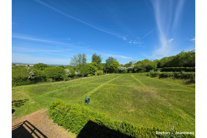 Grande maison secteur Evron