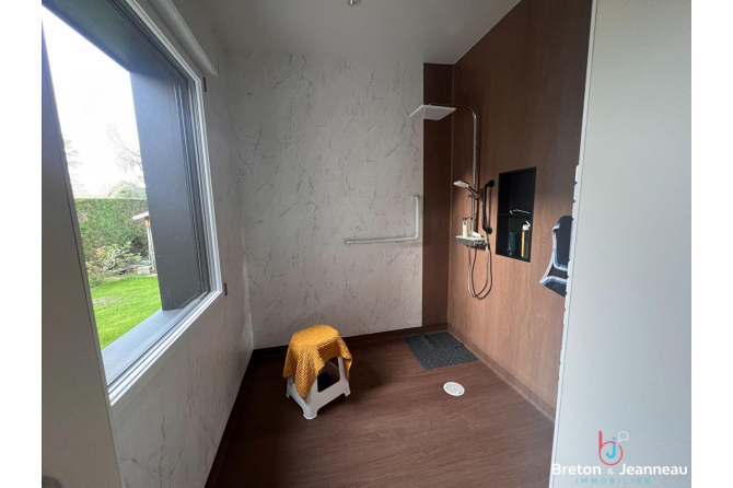 Maison Change Proche des commerces