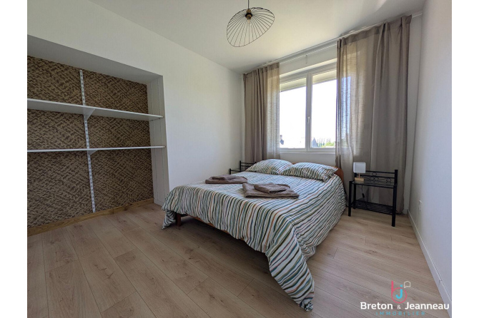 Maison rénovée à Sainte-Suzanne