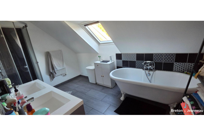 Maison en impasse à Saint-Berthevin