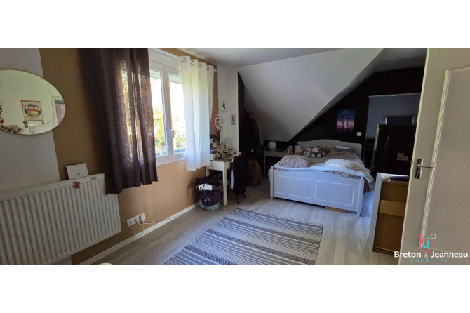 Maison en impasse à Saint-Berthevin