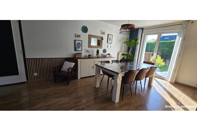 Maison en impasse à Saint-Berthevin