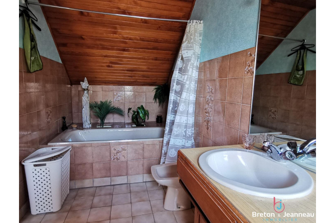 Maison proche deVillaines La Juhel 6 pièce(s) 122 m2