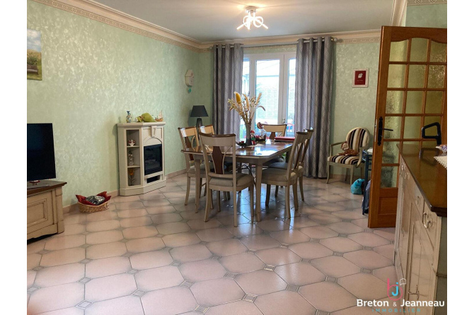 Belle maison familiale à Laval