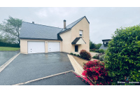 Maison axe Laval / Vitré