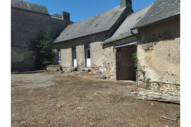 Maison à rénover secteur Bais