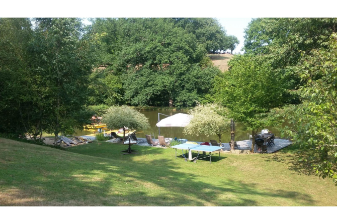 Propriété sur 2 ha 6 avec plan d'eau
